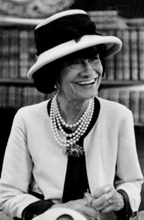 coco chanel 1962 pictures.